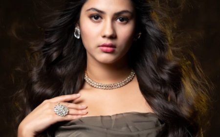 Why is Rittika Sen, known for her bubbly roles opposite Dev, receiving so few offers?