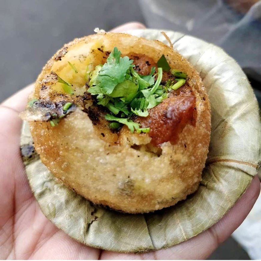 The Irresistible Phuchka: Kolkata's Quintessential Street Delight