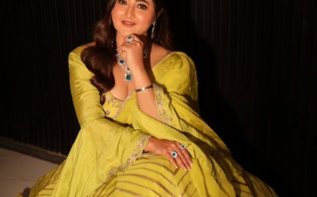 Rashami Desai Reflects on 2024, Looks Ahead to a Promising 2025