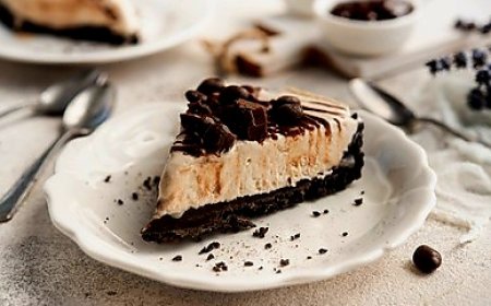 The Sweet Delight of Chocolate Mudpie