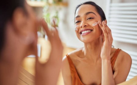 The Essential Role of Moisturizing in Daily Skincare