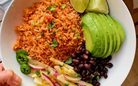Mexican Rice Bowl: A Flavorful, Wholesome Trend on the Rise