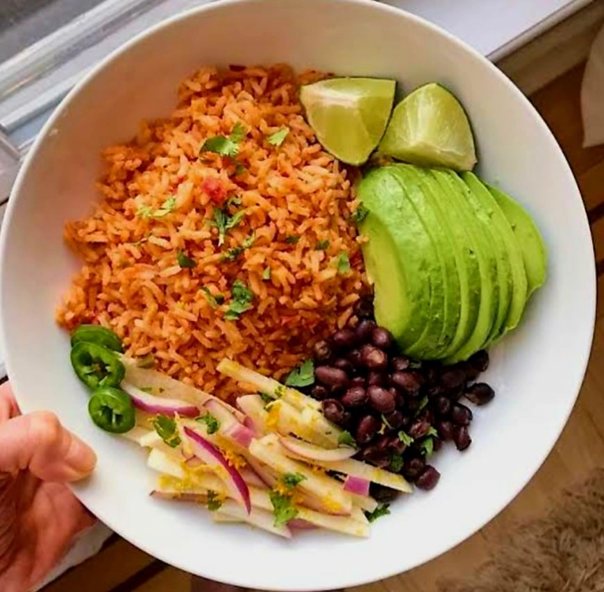Mexican Rice Bowl: A Flavorful, Wholesome Trend on the Rise